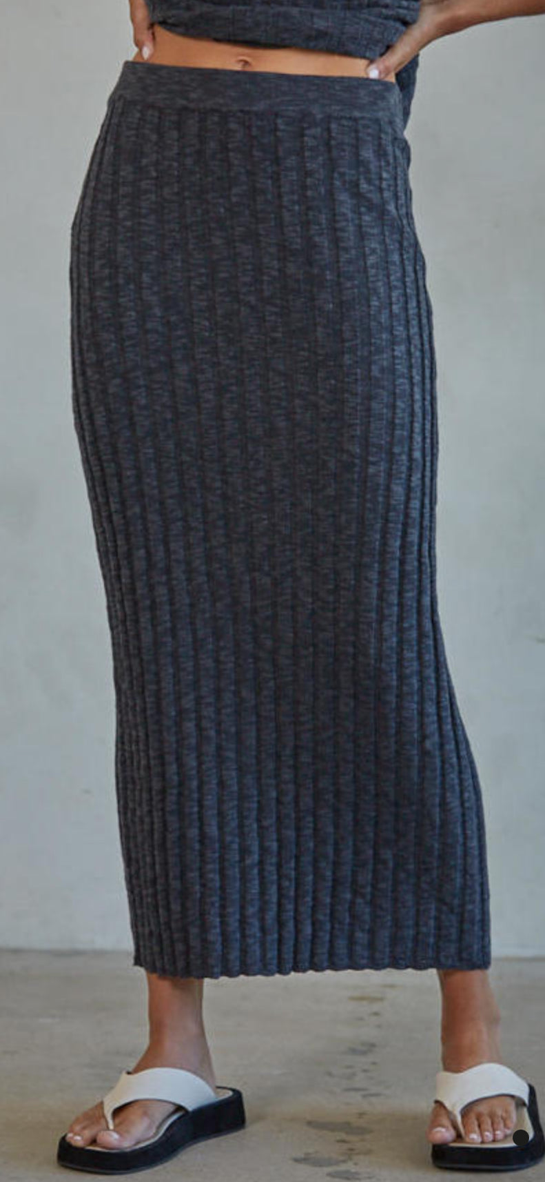 Ribbed Knit Pencil Skirt